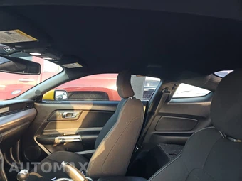 2016 Ford Mustang EcoBoost Coupe - miniatura 17