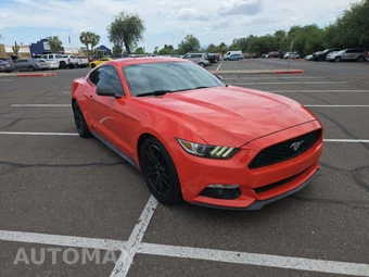 2016 Ford Mustang EcoBoost Coupe - miniatura 4
