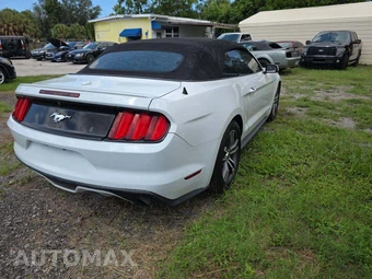 2016 Ford Mustang EcoBoost Premium Convertible - miniatura 3