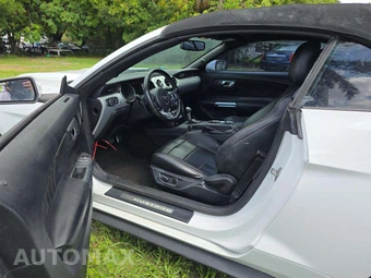 2016 Ford Mustang EcoBoost Premium Convertible - miniatura 6