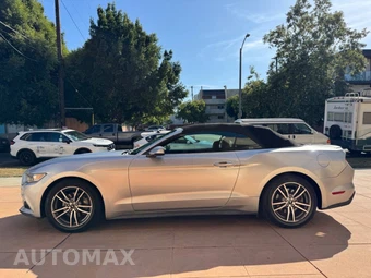 2016 Ford Mustang EcoBoost Premium Convertible - miniatura 6