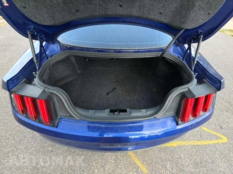 2016 Ford Mustang EcoBoost Premium Coupe - miniatura 11