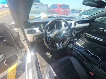 2016 Ford Mustang EcoBoost Premium Coupe – miniatura 11