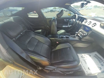 2016 Ford Mustang EcoBoost Premium Coupe – miniatura 8