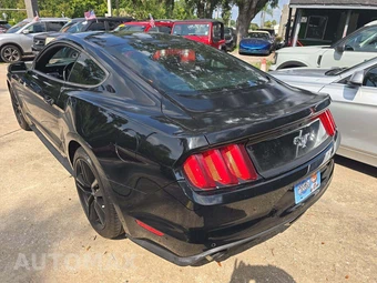 2016 Ford Mustang EcoBoost Premium Coupe - miniatura 2