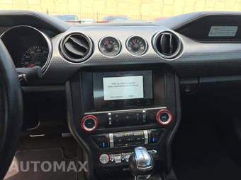2016 Ford Mustang EcoBoost Premium Coupe - miniatura 7