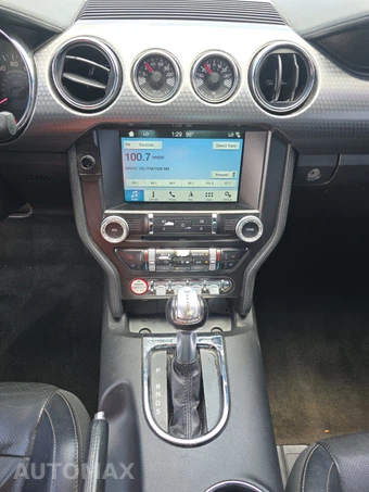 2016 Ford Mustang EcoBoost Premium Coupe – miniatura 11