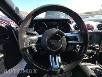 2016 Ford Mustang GT Coupe - miniatura 10