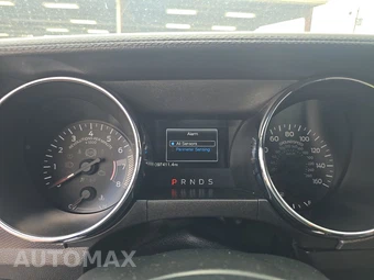 2016 Ford Mustang GT Coupe - miniatura 12