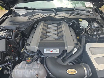 2016 Ford Mustang GT Coupe - miniatura 15