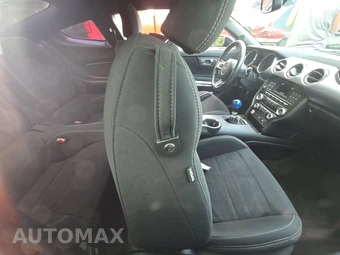 2016 Ford Mustang GT Coupe - miniatura 8