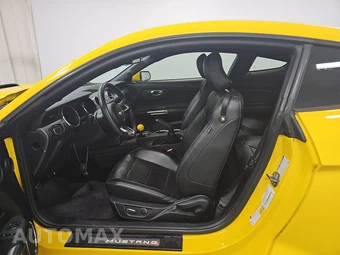 2016 Ford Mustang GT Premium Coupe - miniatura 7
