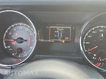 2016 Ford Mustang GT Premium Coupe - miniatura 12