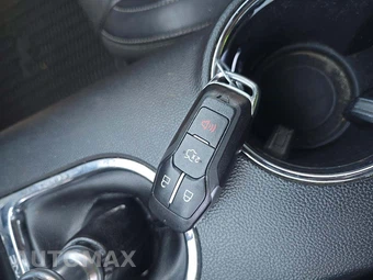 2016 Ford Mustang GT Premium Coupe - miniatura 8