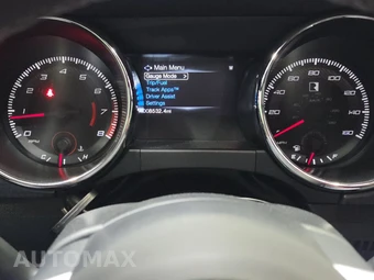 2016 Ford Mustang GT Premium Coupe - miniatura 12
