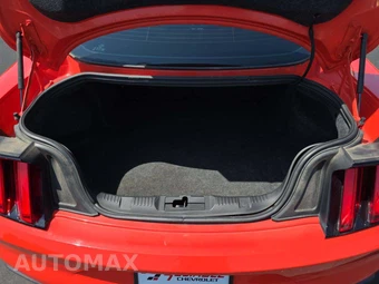 2016 Ford Mustang GT Premium Coupe - miniatura 11