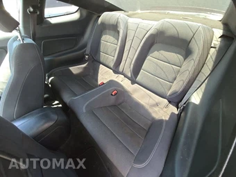 2016 Ford Mustang V6 Coupe - miniatura 13