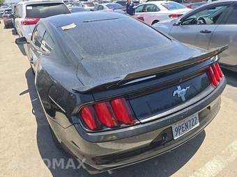 2016 Ford Mustang V6 Coupe - miniatura 6
