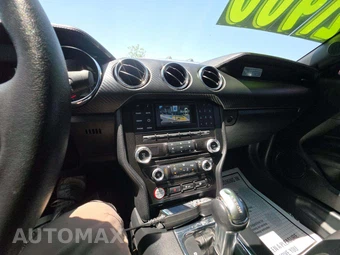 2016 Ford Mustang V6 Coupe - miniatura 10