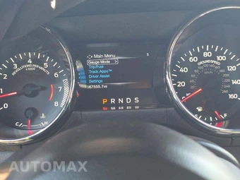 2016 Ford Mustang V6 Coupe - miniatura 9