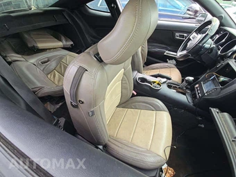 2016 Ford Mustang V6 Coupe - miniatura 18