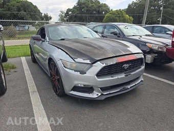 2016 Ford Mustang V6 Coupe - miniatura 4