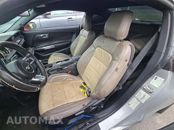 2016 Ford Mustang V6 Coupe - miniatura 6
