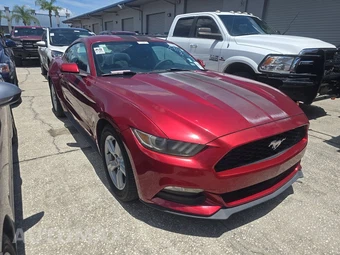 2016 Ford Mustang V6 Coupe - miniatura 3