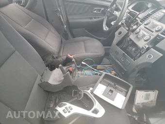 2016 Ford Police Interceptor Sedan – miniatura 8
