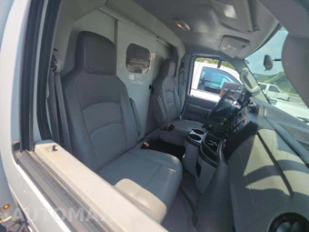 2016 Ford Super Duty E-350 Cutaway - miniatura 15