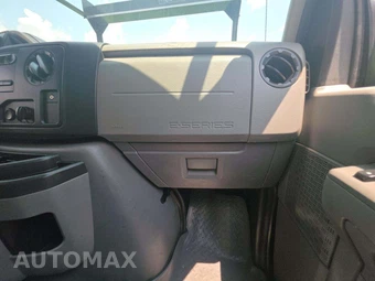2016 Ford Super Duty E-350 Cutaway - miniatura 16
