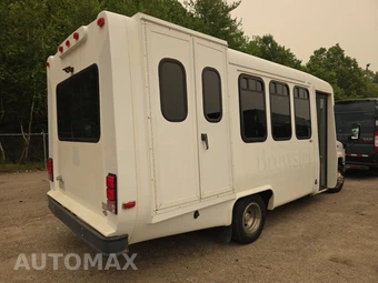 2016 Ford Super Duty E-350 Cutaway DRW 158.0" WB - miniatura 4