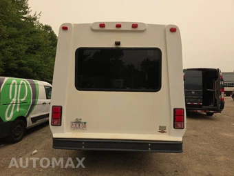 2016 Ford Super Duty E-350 Cutaway DRW 158.0" WB - miniatura 5