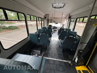 2016 Ford Super Duty E-350 Cutaway DRW - miniatura 29