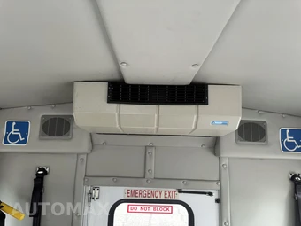 2016 Ford Super Duty E-350 Cutaway DRW - miniatura 37