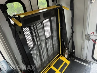 2016 Ford Super Duty E-350 Cutaway DRW - miniatura 39