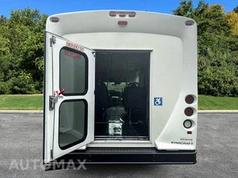 2016 Ford Super Duty E-350 Cutaway DRW - miniatura 8