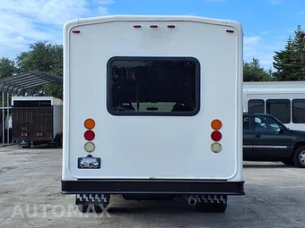 2016 Ford Super Duty E-350 Cutaway DRW - miniatura 4