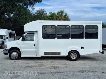 2016 Ford Super Duty E-350 Cutaway DRW - miniatura 6