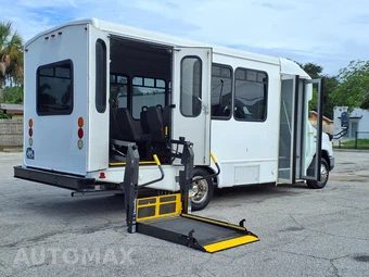 2016 Ford Super Duty E-350 Cutaway DRW - miniatura 9