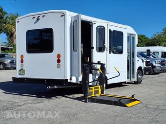 2016 Ford Super Duty E-350 Cutaway DRW - miniatura 11