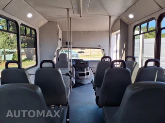 2016 Ford Super Duty E-350 Cutaway DRW - miniatura 26