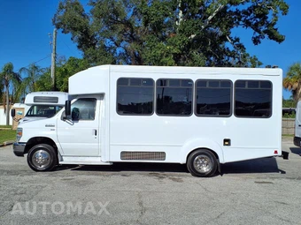 2016 Ford Super Duty E-350 Cutaway DRW - miniatura 8