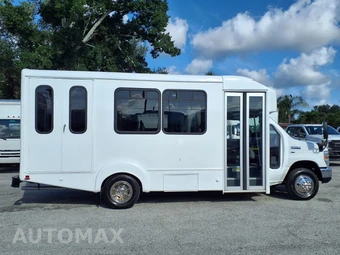 2016 Ford Super Duty E-350 Cutaway DRW - miniatura 2