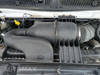 2016 Ford Super Duty E-350 Cutaway DRW - miniatura 15