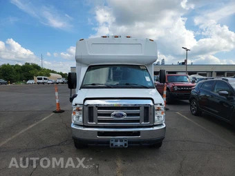 2016 Ford Super Duty E-350 Cutaway DRW - miniatura 2