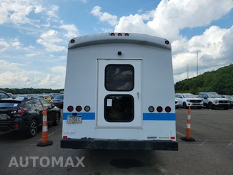 2016 Ford Super Duty E-350 Cutaway DRW - miniatura 5