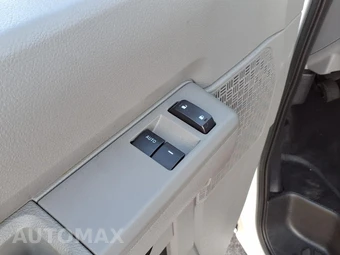 2016 Ford Super Duty E-350 Cutaway DRW - miniatura 15