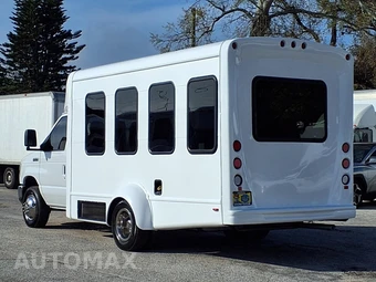 2016 Ford Super Duty E-350 Cutaway DRW - miniatura 6