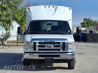 2016 Ford Super Duty E-350 Cutaway DRW - miniatura 9